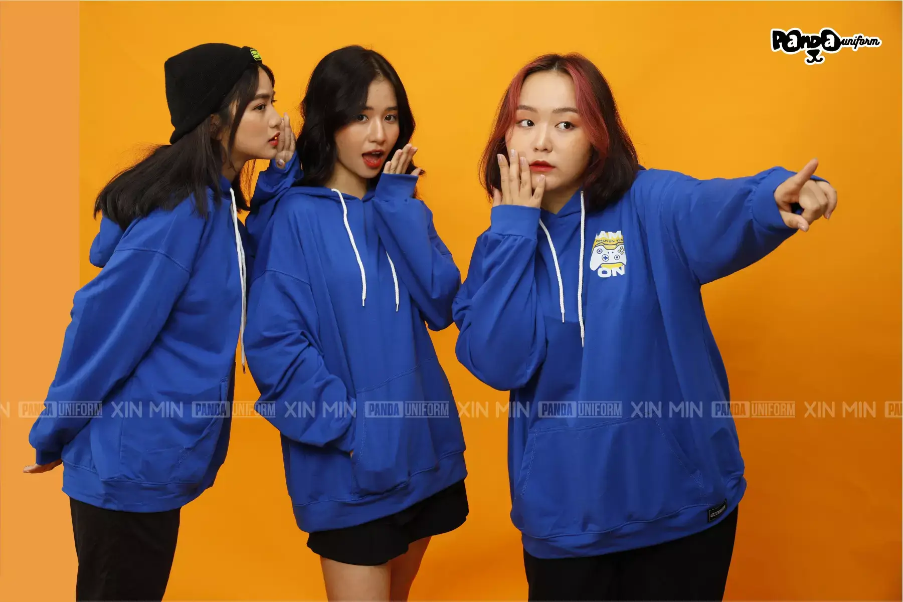 Áo hoodie mang lại sự thoải mái và tiện lợi.webp