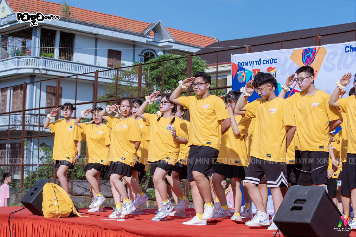 Mẫu feedback áo lớp tham gia hoạt động nhảy flashmob màu vàng mù tạt đến từ lớp 10C3 - THPT Chuyên Hùng Vương